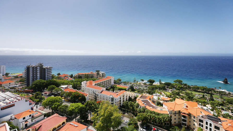 Een foto van de buitenkant van Muthu Raga Madeira Hotel