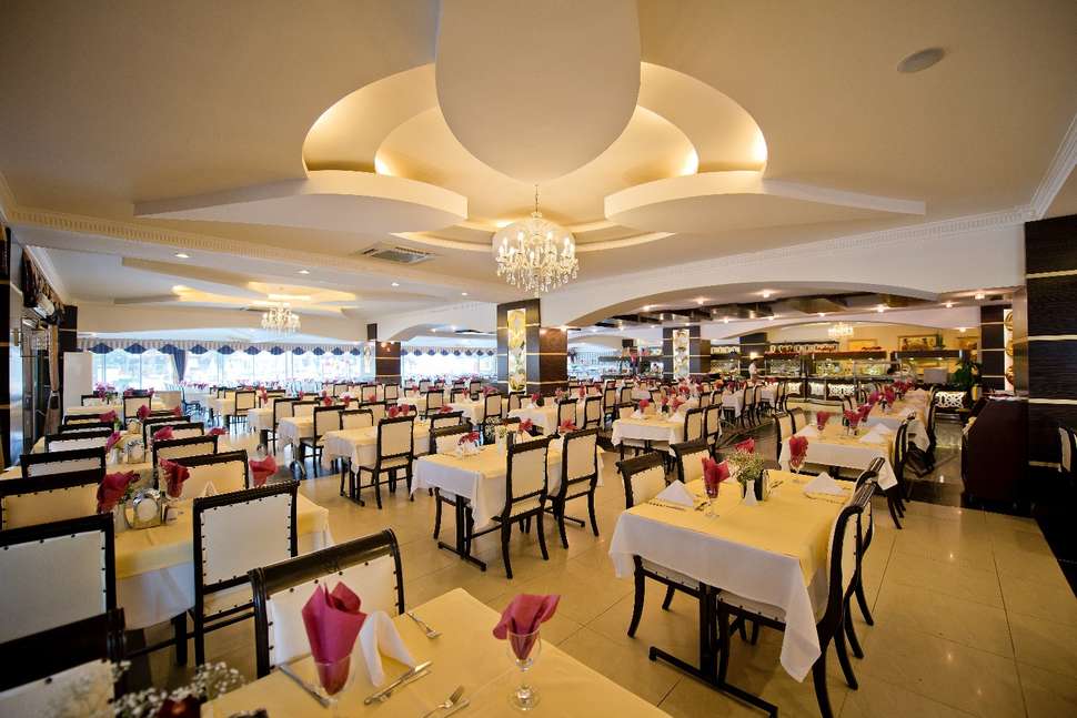 Een foto van de faciliteiten bij Doganay Beach Club