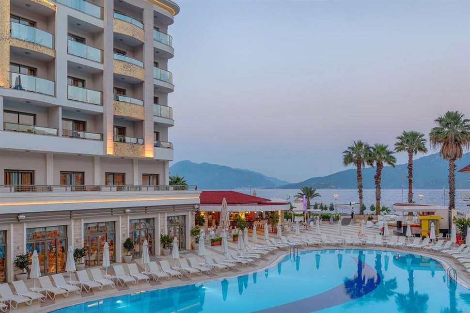 Ein Foto Hotel Golden Rock Beach