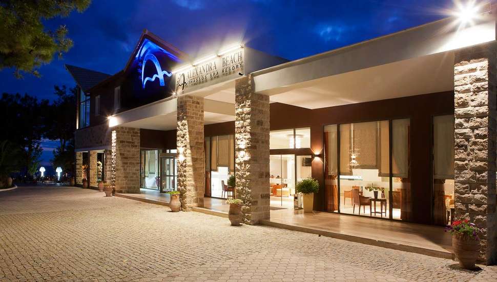 Een foto van de buitenkant van Alexandra Beach Thassos Spa Resort