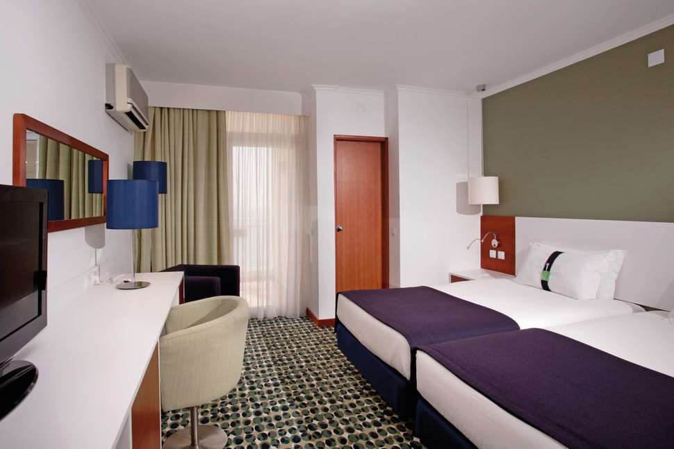 Een foto van Holiday Inn Algarve Armacao de Pera