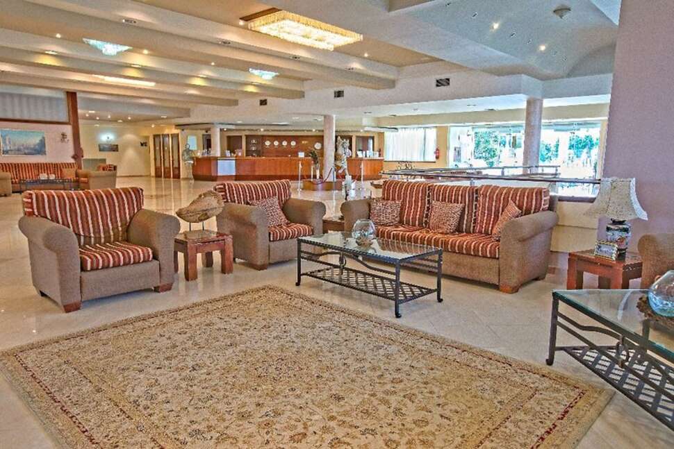 Een foto van Sovereign Beach Hotel