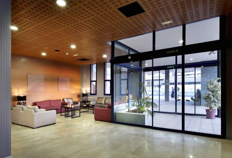 Een foto van het interieur van Exe Sevilla Palmera