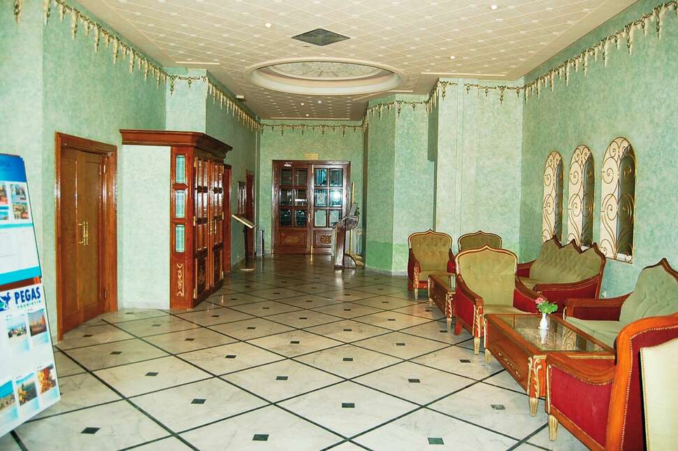 Een foto van het interieur van Hotel Royal Jinene