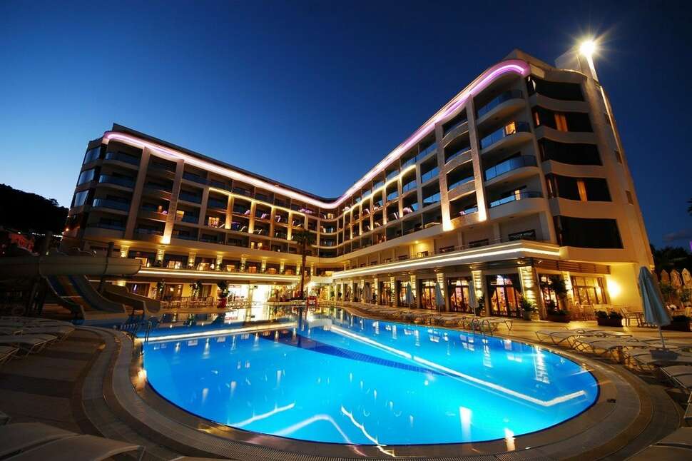 Ein Foto Hotel Golden Rock Beach