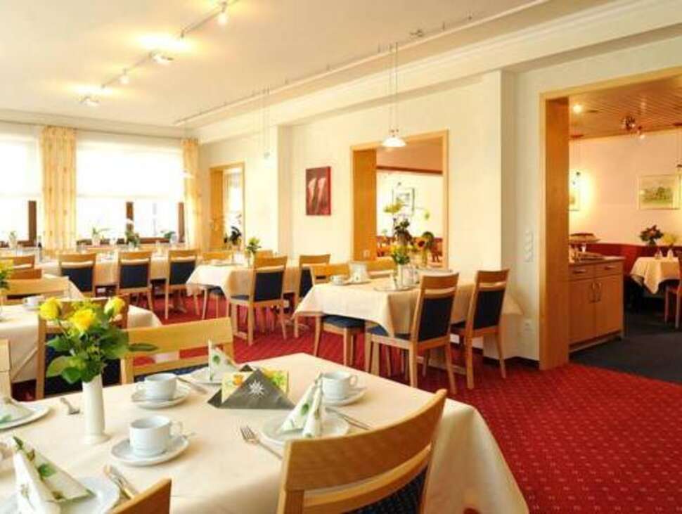Een foto van de faciliteiten bij Hotel Edelweiss