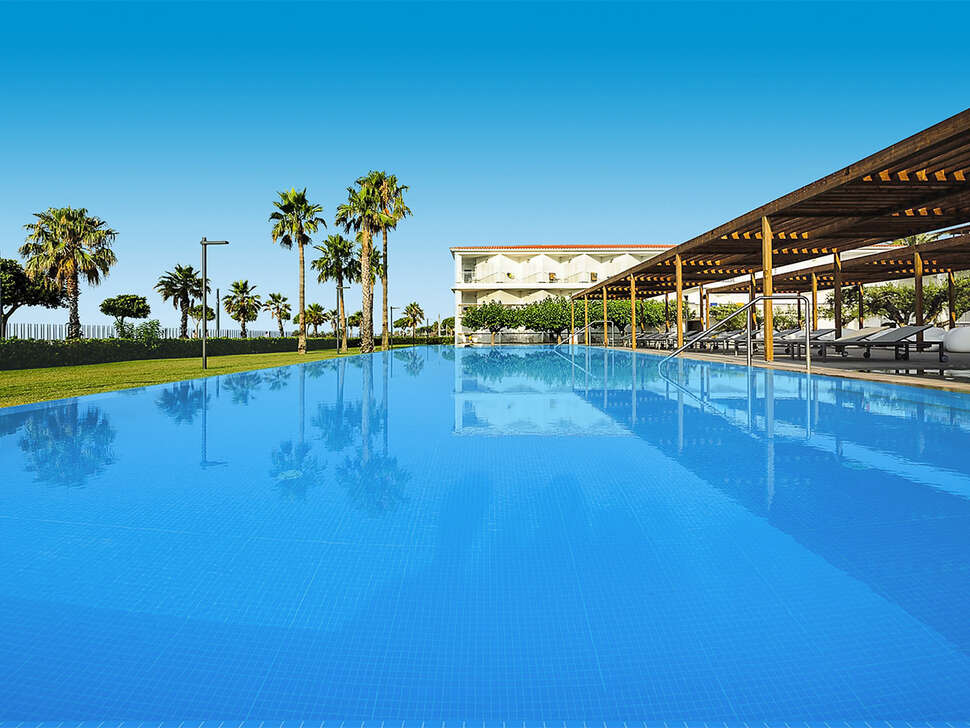 Een foto van het zwembad bij Estival Eldorado Resort