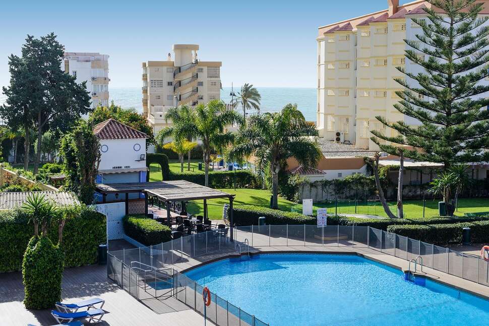 Een foto van het zwembad bij Hotel Monarque Fuengirola Park