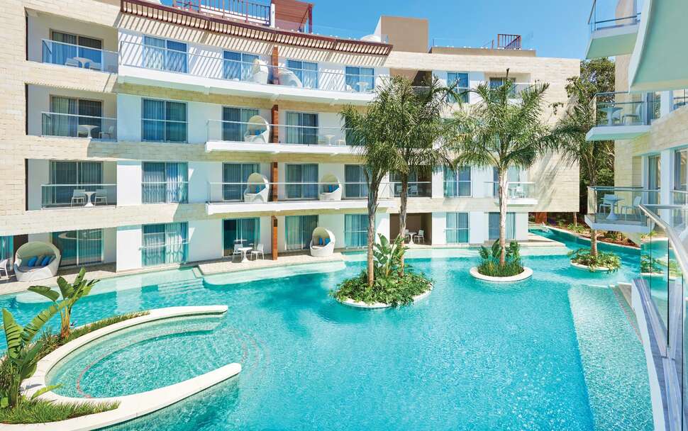 Een foto van The Fives Beach Hotel & Residences