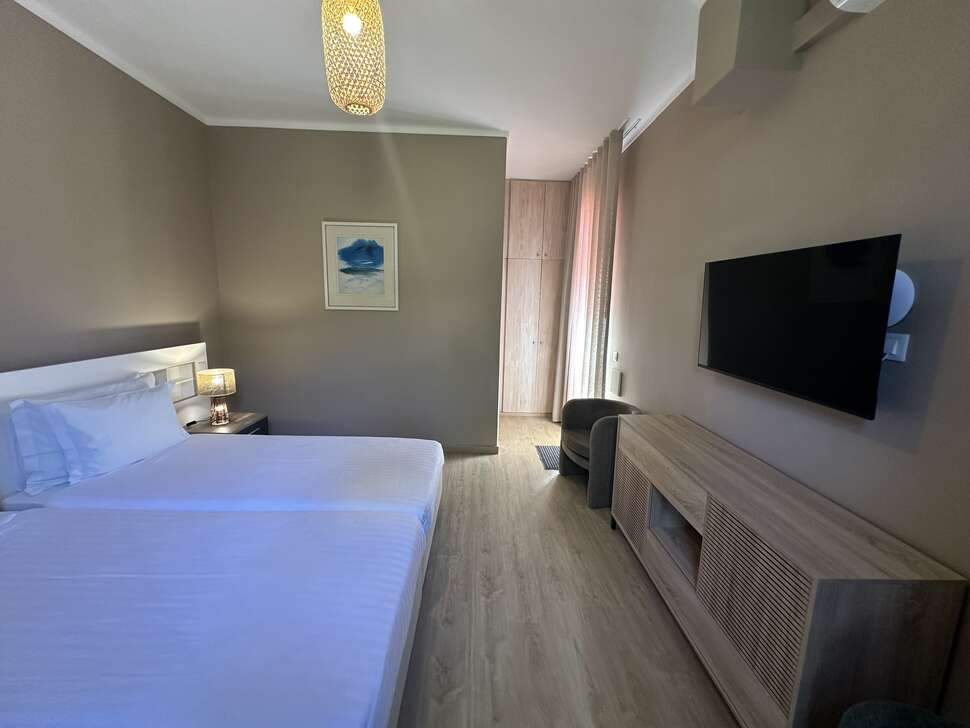 Ein Foto Inn & Art Hotel