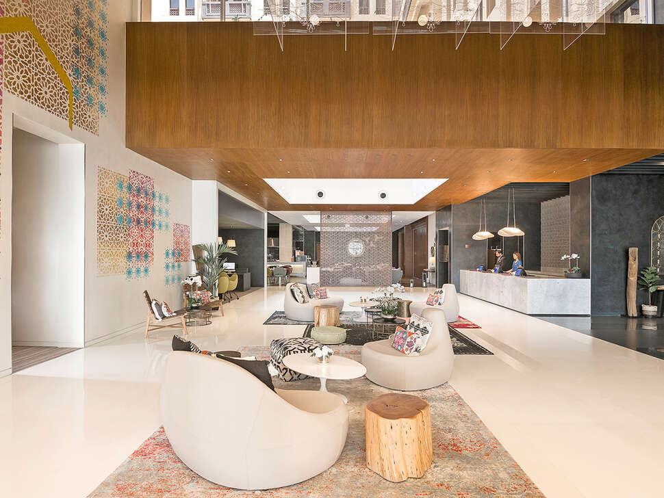 Ein Foto Hyatt Place Dubai Wasl District Hotel & Residences
