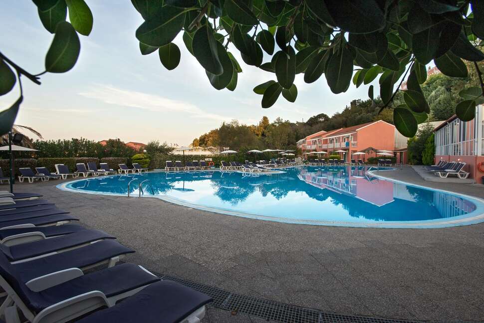 Ein Foto vom Pool im Panorama Sidari Hotel