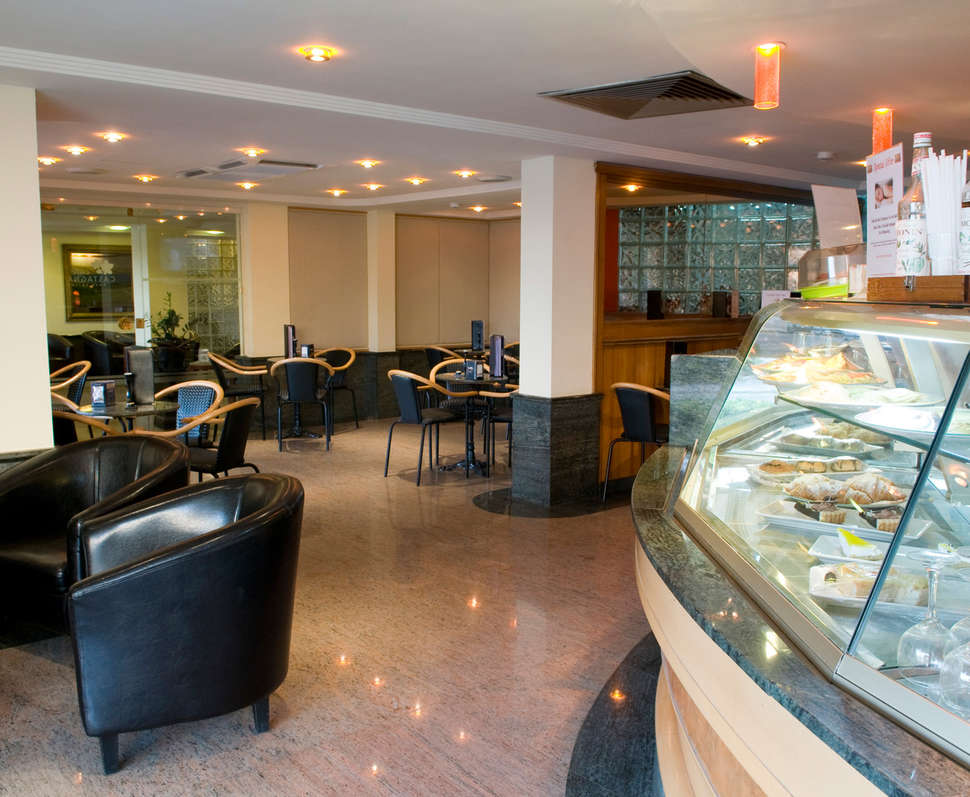 Een foto van het interieur van Hotel Santana