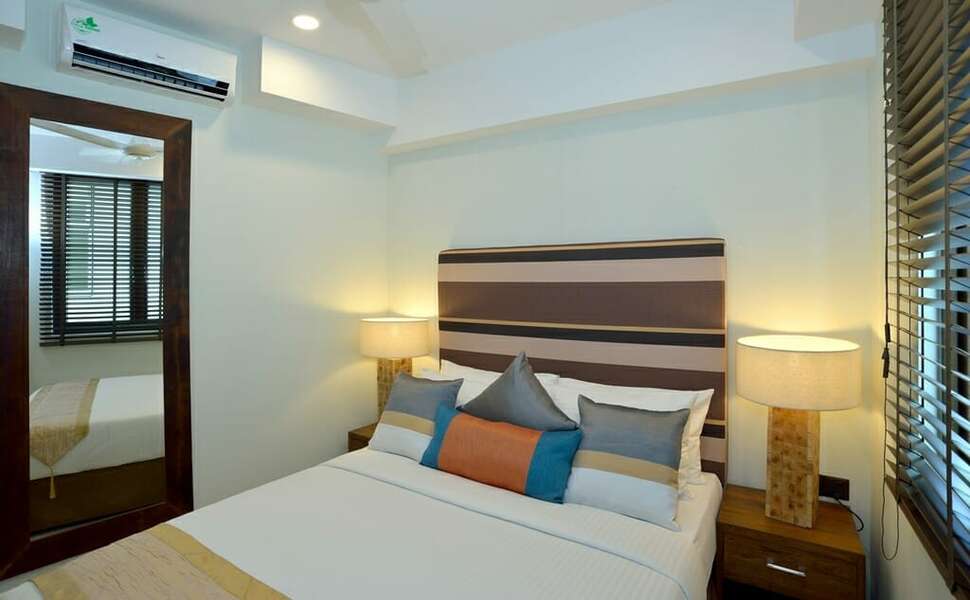 Ein Foto The Somerset Hotel
