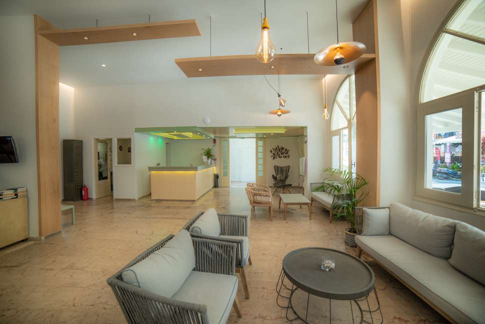 Een foto van het interieur van Hotel Alkionis