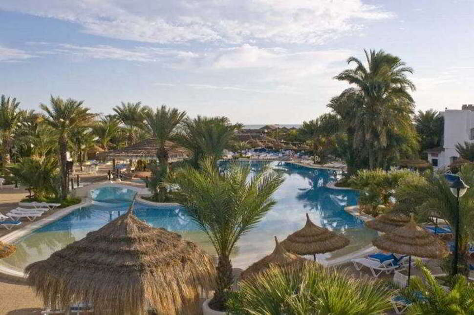 Ein Foto von einer Übersicht des Hotel Fiesta Beach