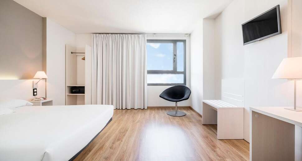 Een foto van Hotel Ilunion Valencia 3