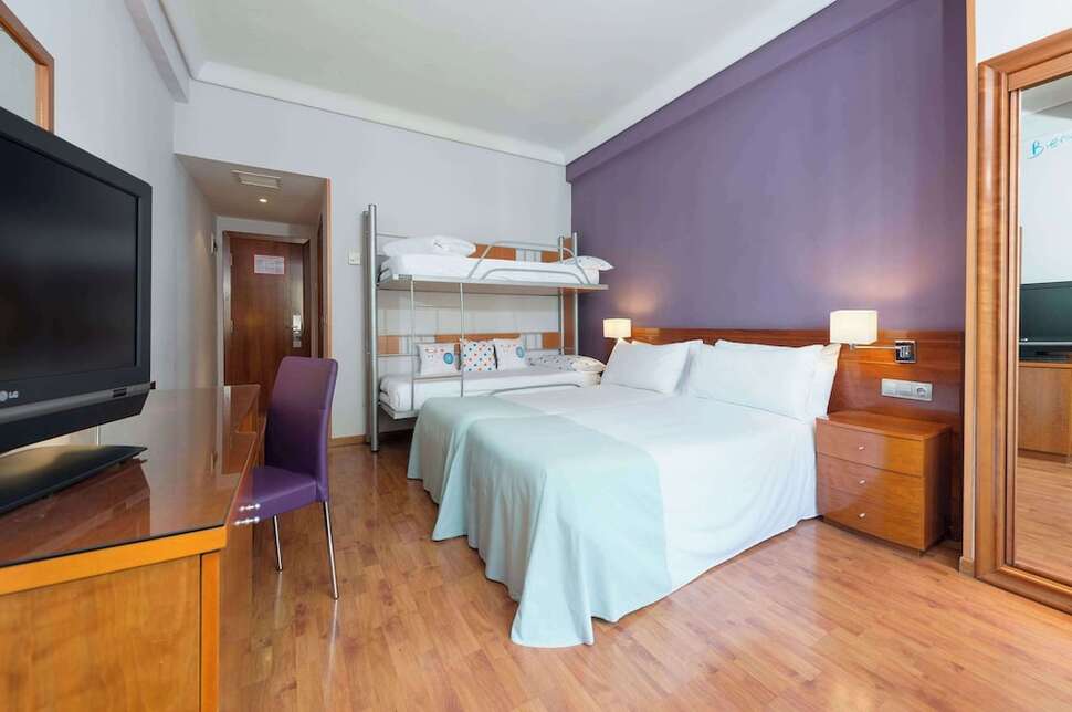 Ein Foto Hotel Madrid Centro Affiliated by Melia