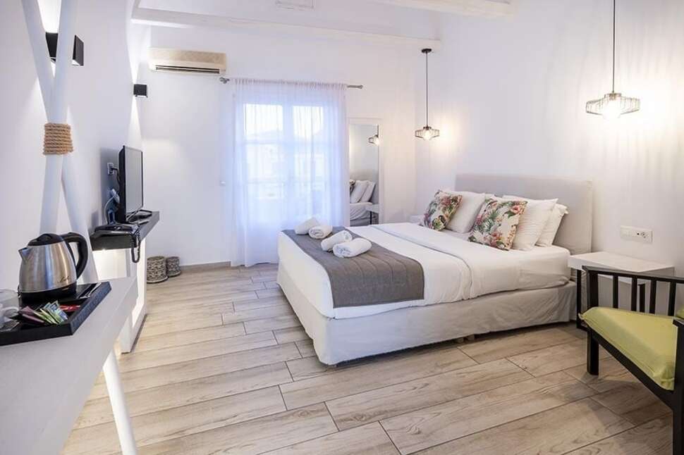 Een foto van Smy Mediterranean White