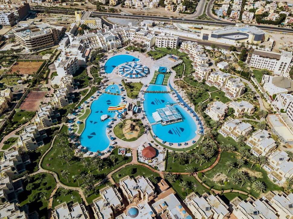Ein Foto Royal Lagoons Resort & Aqua Park