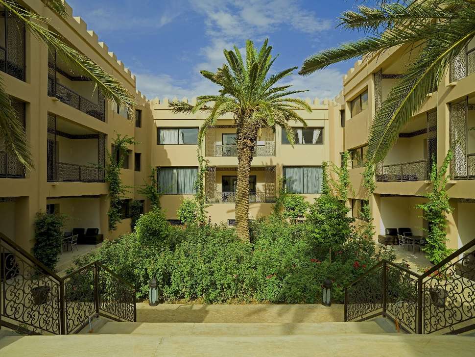 Een foto van de buitenkant van Adam Park Marrakech Hotel & Spa