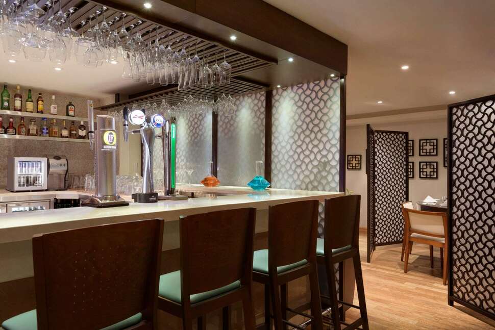Een foto van Ramada by Wyndham Downtown Abu Dhabi