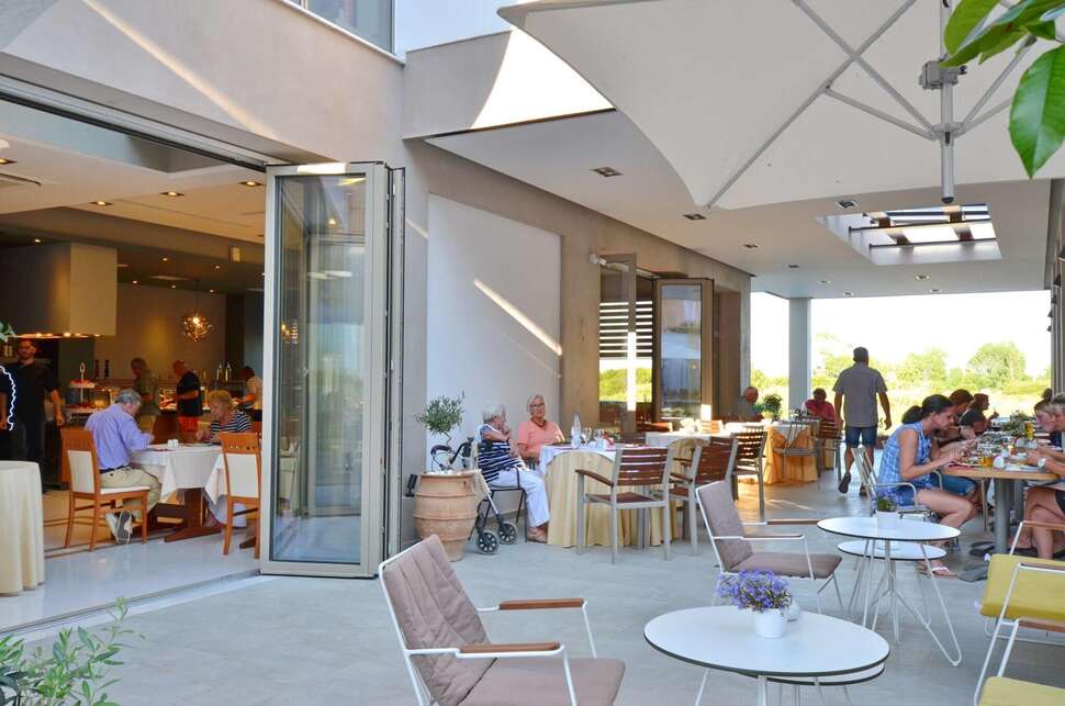 Een foto van de faciliteiten bij Evilion Sea & Sun Hotel