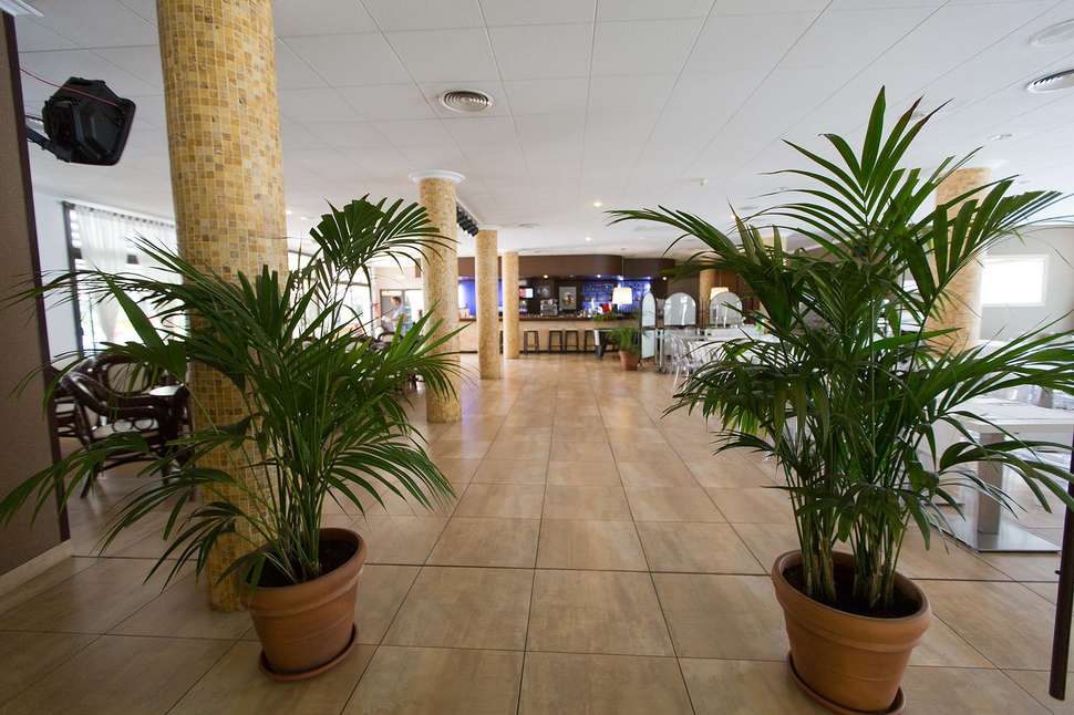 Een foto van het interieur van Miami Park Aparthotel