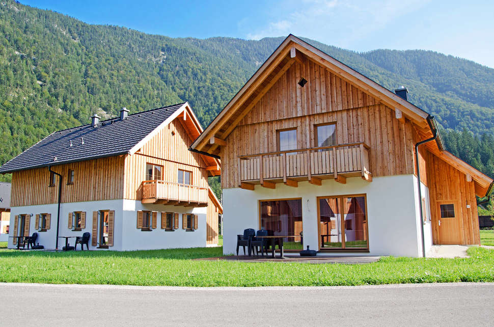 Een foto van de buitenkant van Dormio Resort Obertraun
