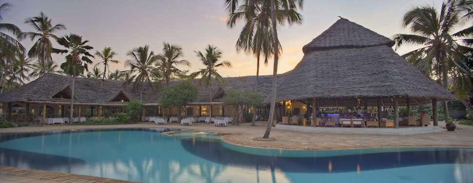 Ein Foto Bluebay Beach Resort & Spa