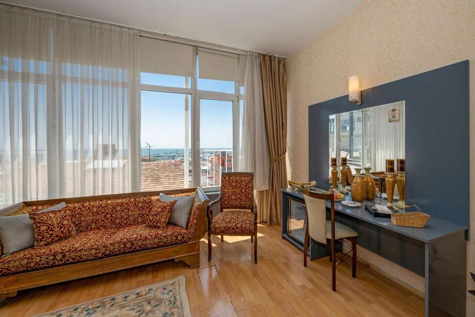 Ein Foto Grand Ons Hotel