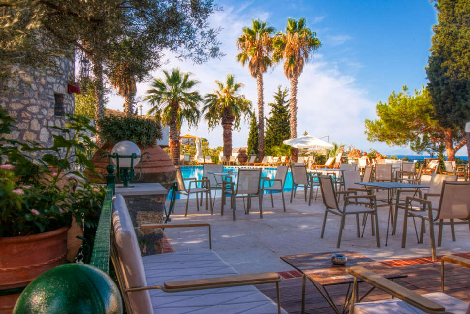 Een foto van het terras bij Geranion Village