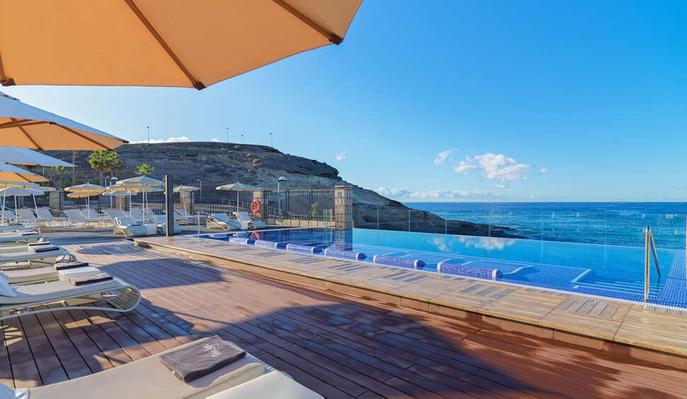 Een foto van H10 Costa Adeje Palace