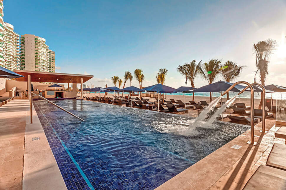 Een foto van Royalton Chic Cancun