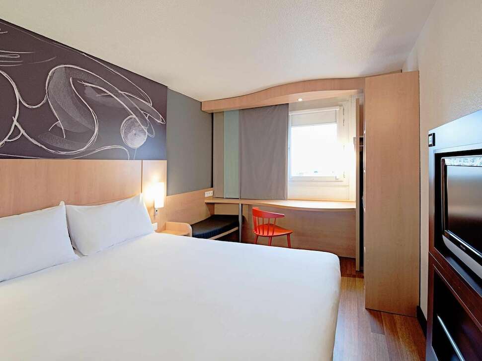 Ein Foto Ibis Hamburg Alsterring