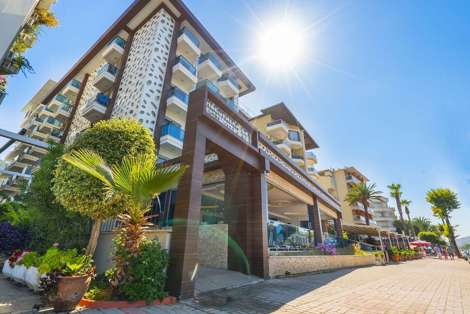 Een foto van de buitenkant van Kleopatra Life Hotel & Spa