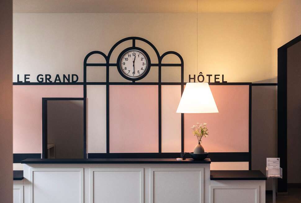 Ein Foto Le Grand Hotel