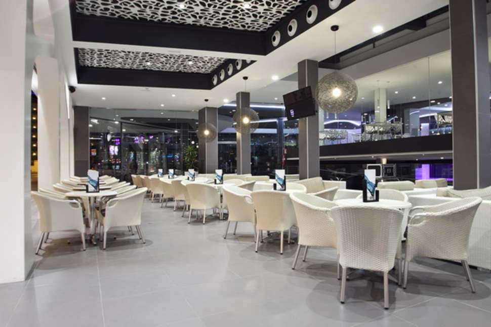 Een foto van het interieur van Flash Hotel