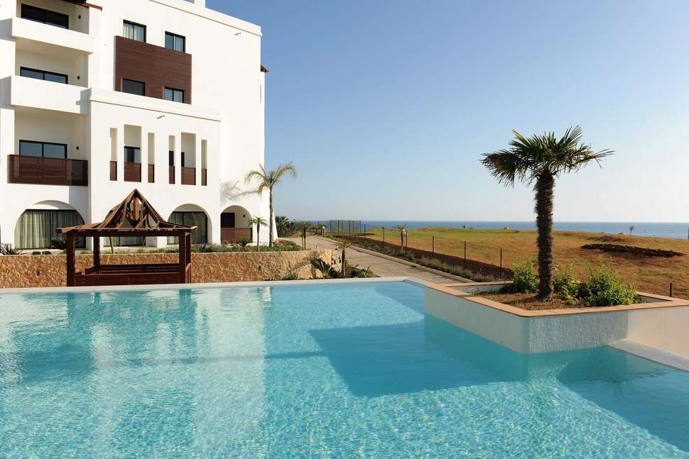 Een foto van het zwembad bij Belmar Spa & Beach Resort