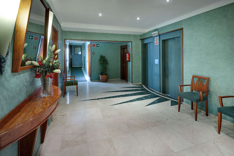 Een foto van het interieur van Hotel Gotico