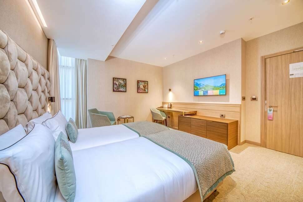 Een foto van Hotel AMI Budva Petrovac