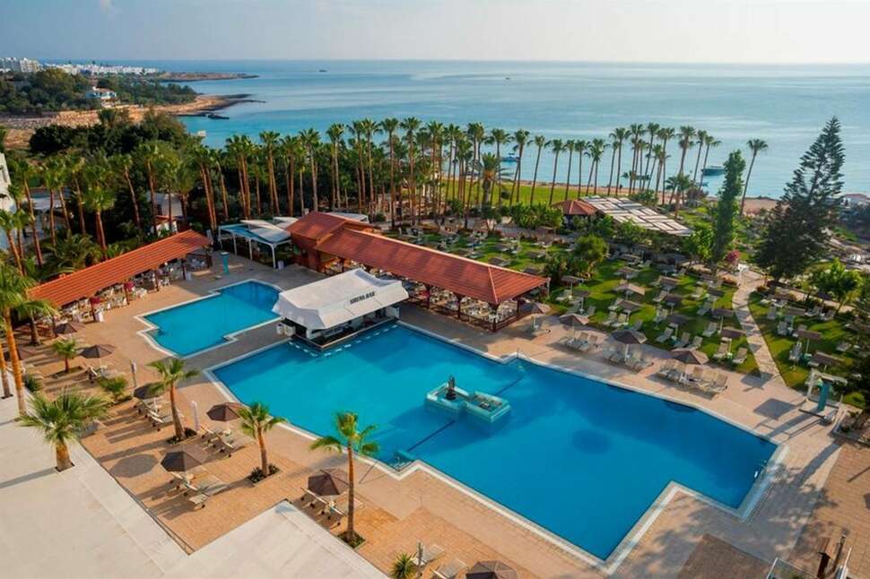 Ein Foto Cavo Maris Beach Hotel