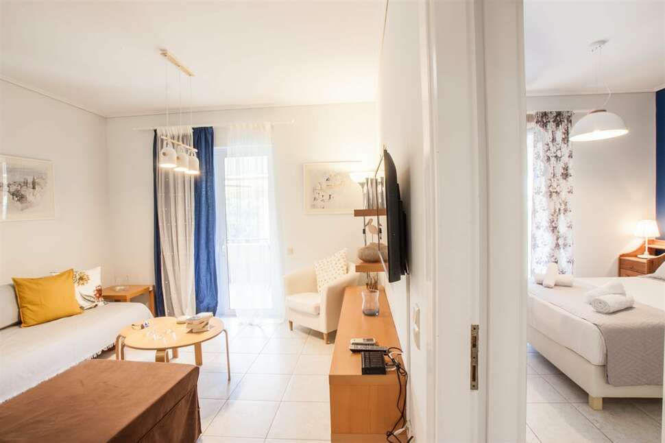 Een foto van Barbati Bay Appartementen