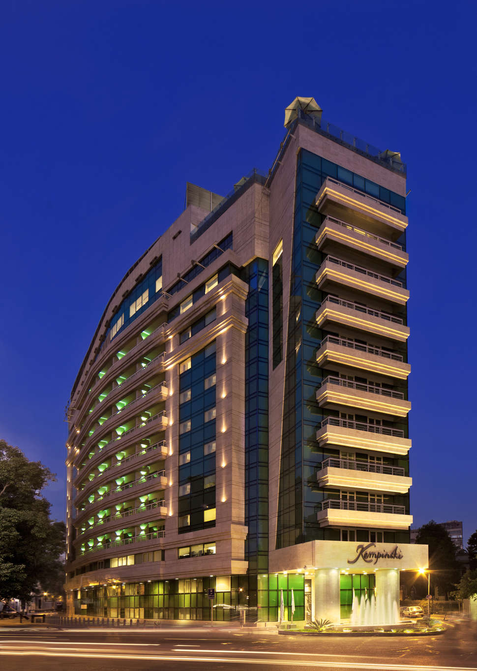 Ein Foto Kempinski Nile Hotel Garden City