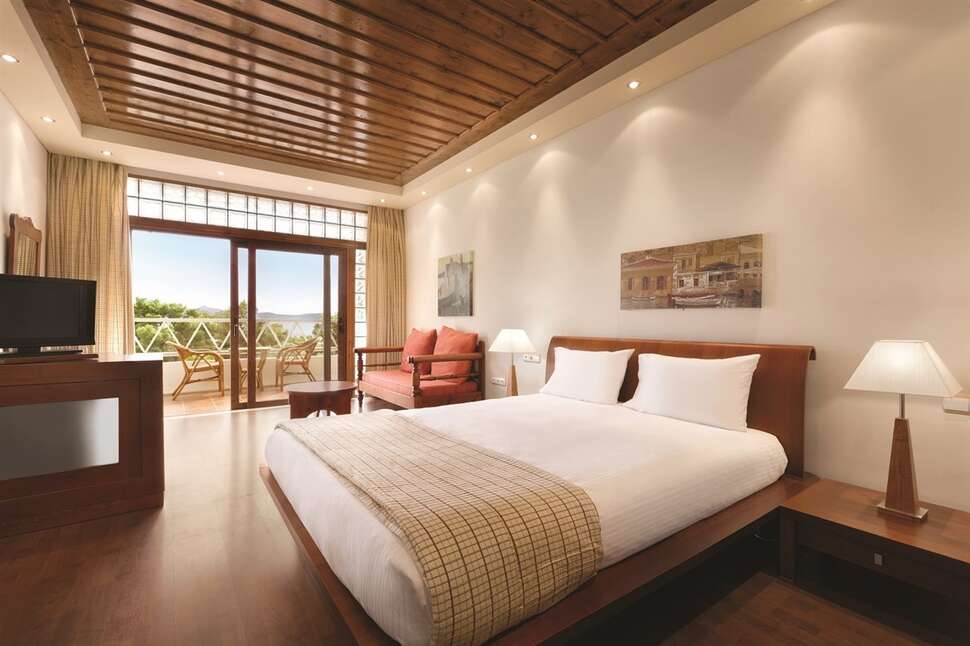 Een foto van Ramada by Wyndham Loutraki Poseidon Resort
