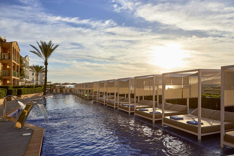 Een foto van Hotel Zafiro Cala Mesquida