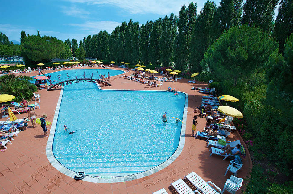 Een foto van het zwembad bij Camping Village San Francesco