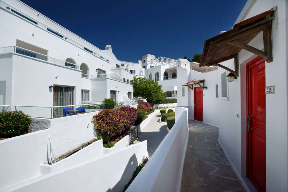 Ein Foto von der Außenansicht des Lindos Village Resort & Spa