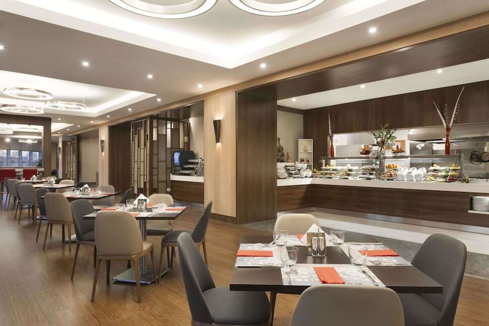 Een foto van de faciliteiten bij Ramada Encore by Wyndham Istanbul Bayrampasa