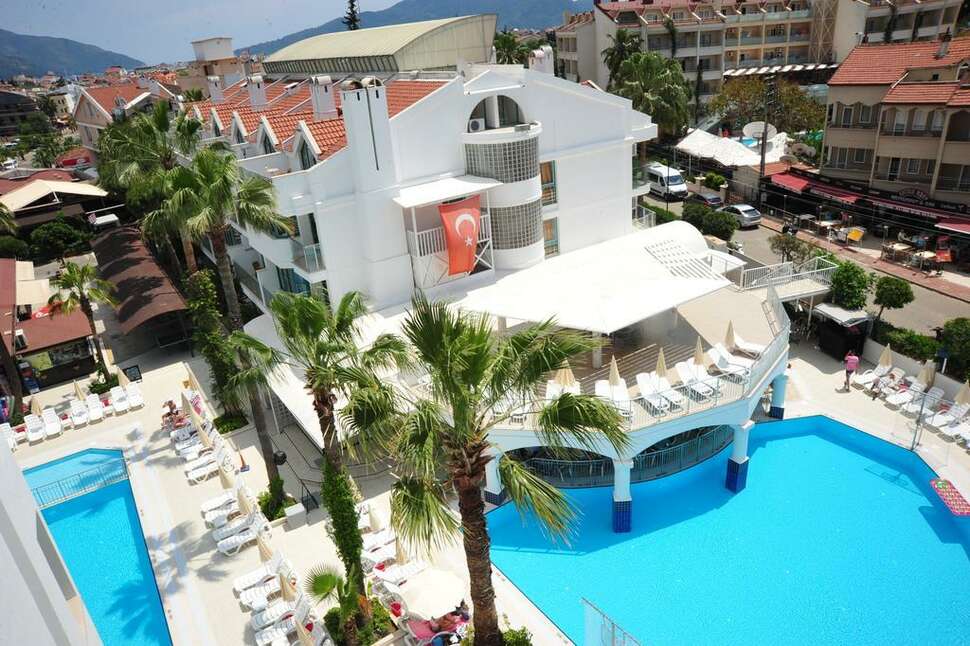 Een foto van het zwembad bij Club Atrium Marmaris